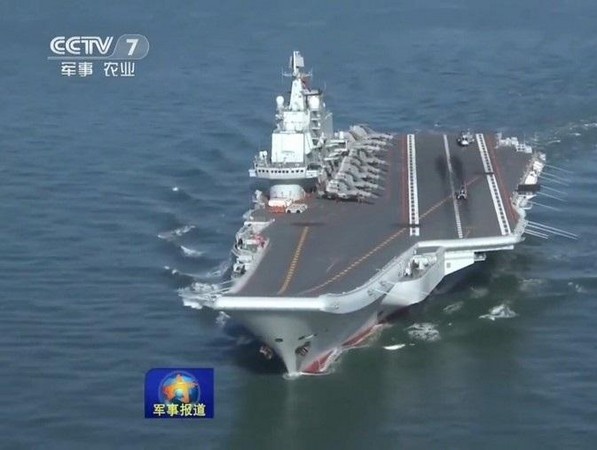 Trung Quốc khoe khả năng chiến đấu của tàu sân bay Liêu Ninh