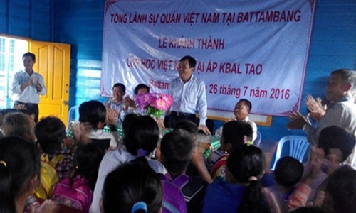 Khánh thành lớp học mới cho học sinh Việt ở Campuchia