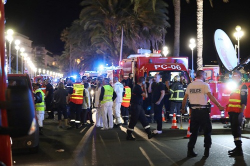 Đa số sinh viên Việt tại Nice đã báo an toàn qua mạng