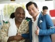 Mike Tyson thân thiết với Trần Bảo Sơn trên phim trường ở Việt Nam