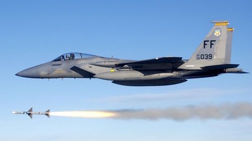 Tiêm kích Su-35 được đánh giá ưu việt hơn F-15