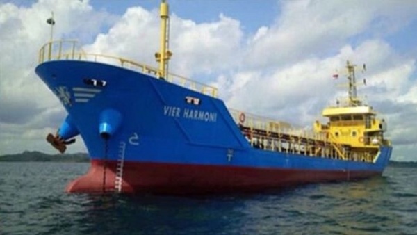 Tàu Malaysia chở 900.000 lít dầu bị cướp