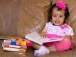 Bé gái 2 tuổi đọc vanh vách tên thủ đô 196 quốc gia trong vòng 5 phút