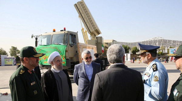Iran "trình làng" hệ thống phòng thủ tên lửa nội địa sánh ngang S-300 của Nga