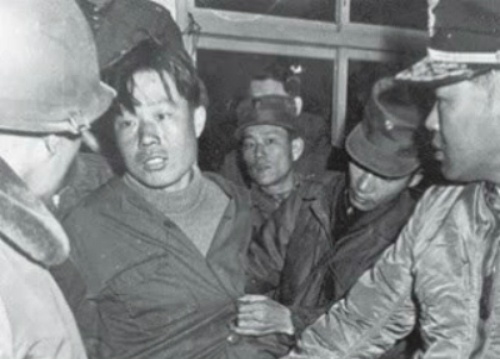 Đội đặc công "ngủ cùng hài cốt" Triều Tiên từng ám sát hụt tổng thống Hàn Quốc