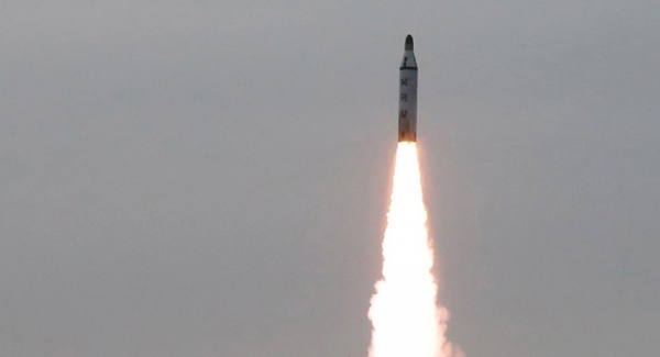 Triều Tiên công bố video phóng tên lửa từ tàu ngầm