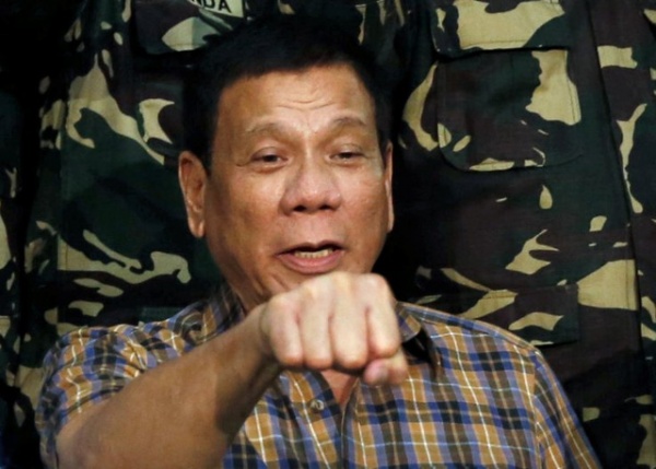 Tổng thống Philippines lỡ miệng tiết lộ chuyện trả tiền chuộc "khủng" cho phiến quân