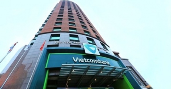 Vietcombank bán 7,7% vốn cho quỹ đầu tư của ông Lý Hiển Long