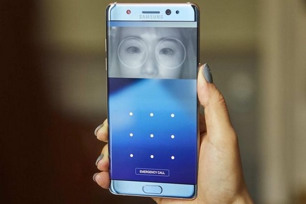Cảm biến quét mống mắt sẽ sớm xuất hiện trên smartphone tầm trung