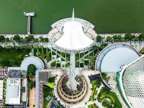 Ngắm vẻ đẹp khác lạ của Singapore từ trên cao