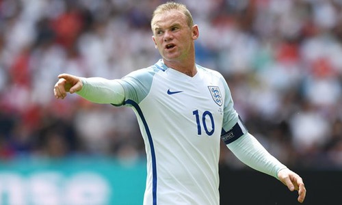 Bất ổn ở MU, Rooney vẫn cố định quyền lực ĐT Anh