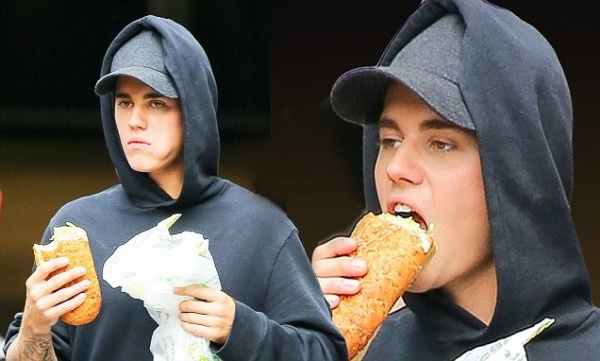 Thẻ tín dụng bị từ chối, Justin Bieber được fan mua đồ ăn