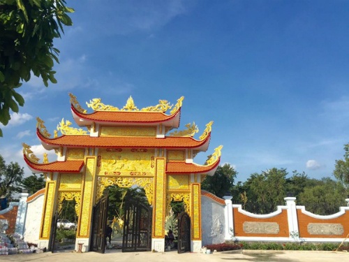 Nhà thờ Tổ nghề trăm tỷ đồng của Hoài Linh đang hoàn thiện