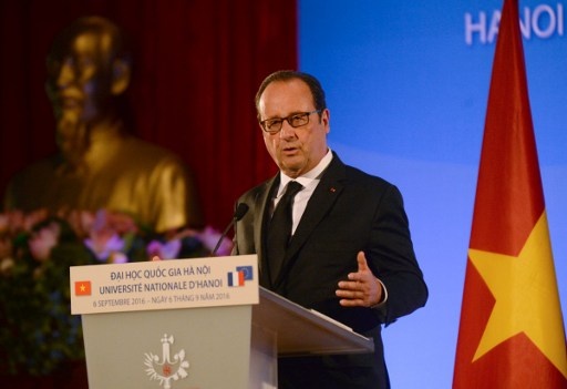 Tổng thống Pháp Hollande phát biểu trước sinh viên Việt Nam