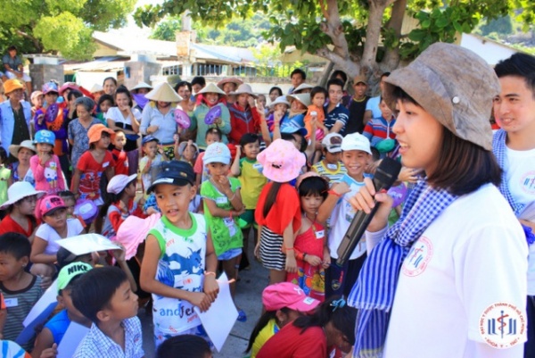 Góp phần nâng cao kiến thức y học cộng đồng và chung tay hỗ trợ các gia đình khó khăn tại Nha Trang
