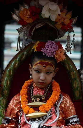 Nữ thần sống được người Nepal thờ phụng