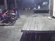 Video: Bánh xe đạp tự quay trong đêm ở Thái Lan