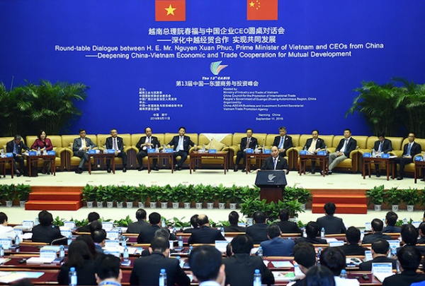 Thủ tướng nói với CEO Trung Quốc: Hãy đưa công nghệ tiến bộ vào Việt Nam