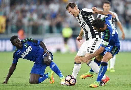 Higuain rực sáng, Juventus duy trì thành tích toàn thắng