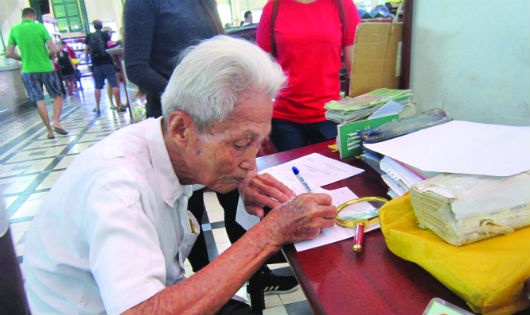 Người viết thư thuê cuối cùng ở Sài Gòn