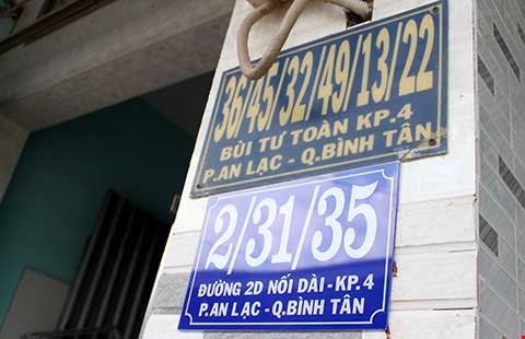 Hàng trăm nhà "siêu số" ở Sài Gòn có địa chỉ mới