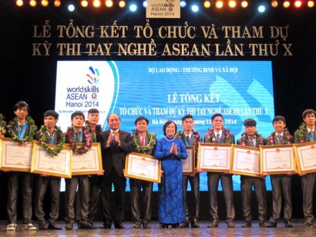 Tháng 9/2016: Việt Nam cử 44 thí sinh dự Kỳ thi tay nghề Asean lần thứ 11