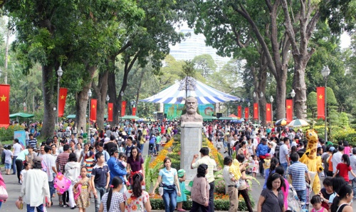 Thảo Cầm Viên Sài Gòn bị yêu cầu giảm giá vé vào cổng