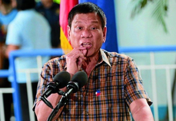 Tổng thống Philippines tuyên bố chấm dứt tuần tra chung với Mỹ ở Biển Đông
