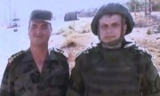 Sĩ quan Nga tránh đạn khi đang truyền hình trực tiếp ở Syria