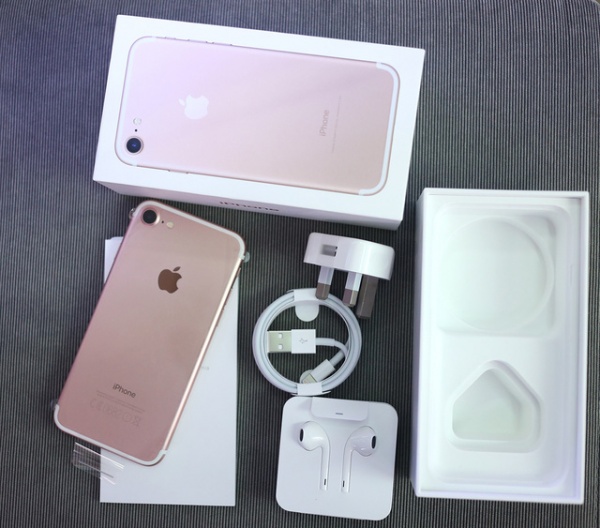 Xuất hiện iPhone 7 bản thương mại đầu tiên tại Việt Nam, giá 34 triệu đồng