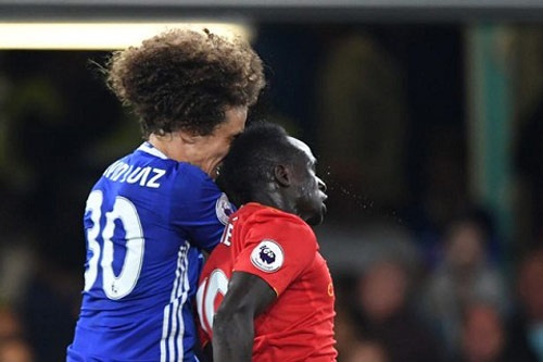 David Luiz vỡ mũi, "bẽ mặt" ngày ra mắt Chelsea