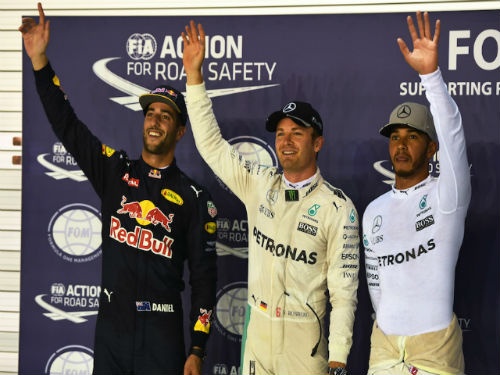 Phân hạng Singapore GP: Đỉnh cao Rosberg, vực sâu Vettel