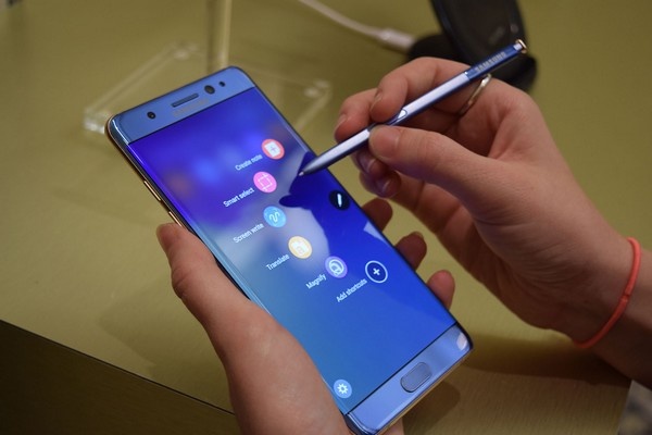 Mỹ chính thức yêu cầu Samsung phải thu hồi Galaxy Note7