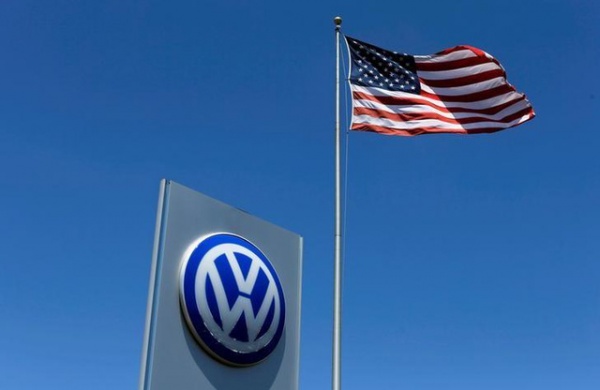 Volkswagen tạm dừng bán xe động cơ diesel tại Mỹ vô thời hạn