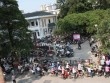 Bệnh viện Bạch Mai gửi lời xin lỗi vì bất ngờ đóng cửa bãi giữ xe