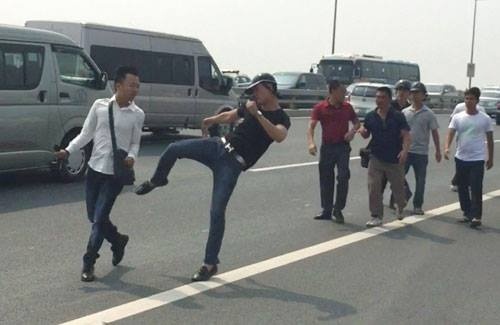 Công an Hà Nội xác minh vụ cảnh sát hình sự tấn công phóng viên