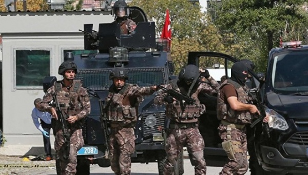 Thổ Nhĩ Kỳ tiếp tục thanh trừng phe nhóm Gulen