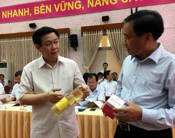 Phó Thủ tướng Vương Đình Huệ bất ngờ hỏi Chủ tịch Đồng Tháp về giá mật ong…