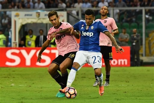 Higuain nhạt nhòa, Juventus nhọc nhằn vượt qua Palermo