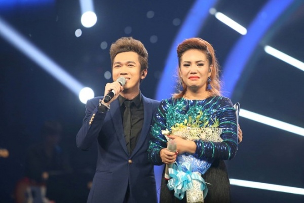 Janice Phương khóc nức nở khi đăng quang Vietnam Idol