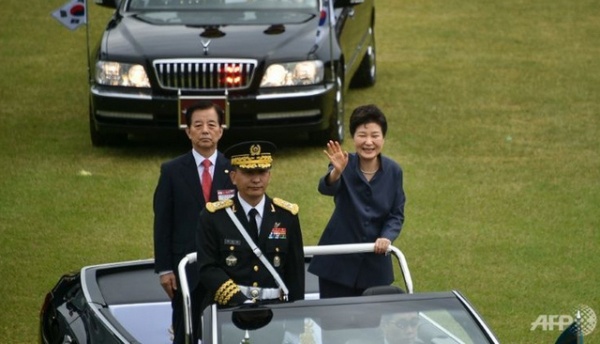 Tổng thống Park Geun-hye kêu gọi dân Triều Tiên bỏ trốn sang Hàn Quốc