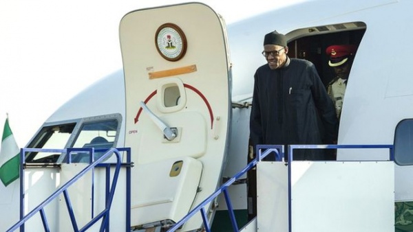 Tổng thống Nigeria phải bán 2 chiếc chuyên cơ do kinh tế suy thoái