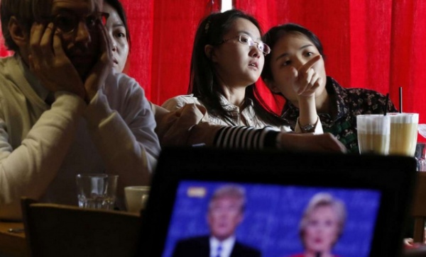 Người Trung Quốc thích bà Clinton hơn ông Trump