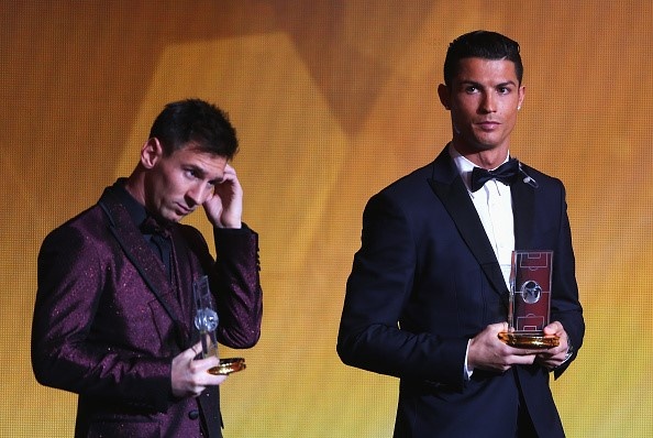 Truyền thông Anh đánh giá Ronaldo hay hơn Messi