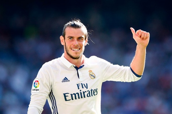 Lợi dụng MU, Gareth Bale chơi khó Real Madrid