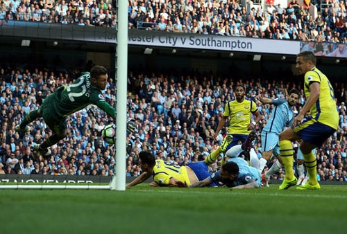Man City - Everton: Những khoảnh khắc khó tin