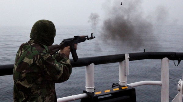 Biên phòng Nga bắn tàu cá Triều Tiên, 1 người chết