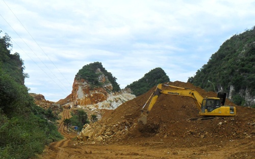 Sập mỏ đá ở Nghệ An, 3 người chết