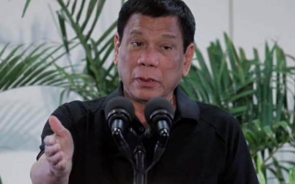 Ông Duterte nói việc bị lạm dụng tình dục từ nhỏ ảnh hưởng đến quan điểm chính trị