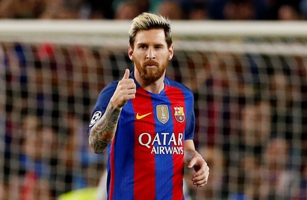"Một nơi khác, Messi giành Quả bóng vàng"